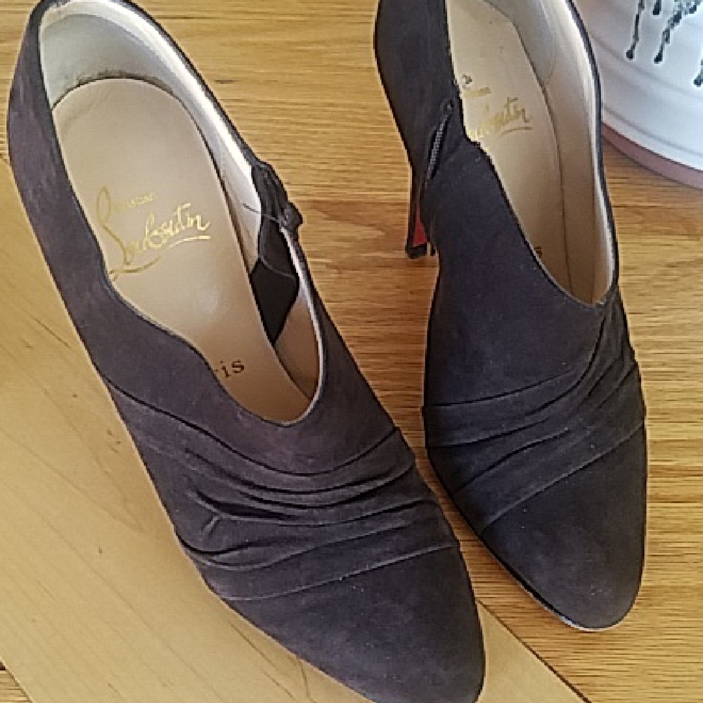 Christian Louboutin Heels Sz 37 - Picture 8 of 9